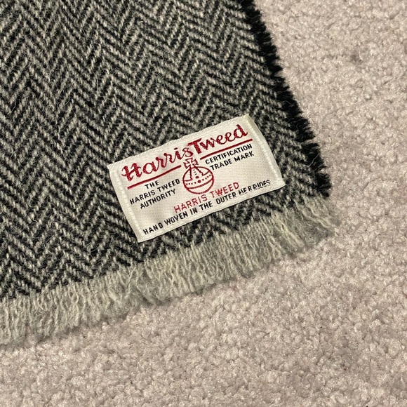 NWOT Harris Tweed Scarf - Picture 3 of 3